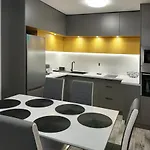 апаратамент Deluxe1 Apartment Saints Constantine and Helena